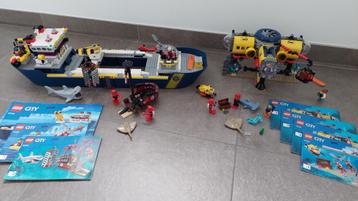 LEGO CITY Oceaan Onderzoekschip + Onderzoeksbasis beschikbaar voor biedingen