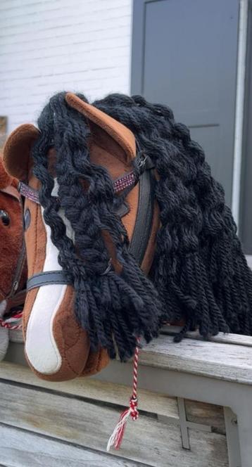 Geweldige hobbyhorse beschikbaar voor biedingen