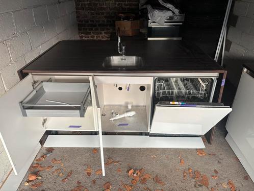 #cuisine compleet eiland, Huis en Inrichting, Keuken | Complete keukens, Zo goed als nieuw, Overige typen, Wit, Hout, Greeploos