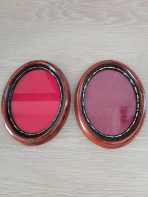 2 vintage ovalen fotolijsten, Huis en Inrichting, Woonaccessoires | Lijsten, Zo goed als nieuw, Ophalen of Verzenden