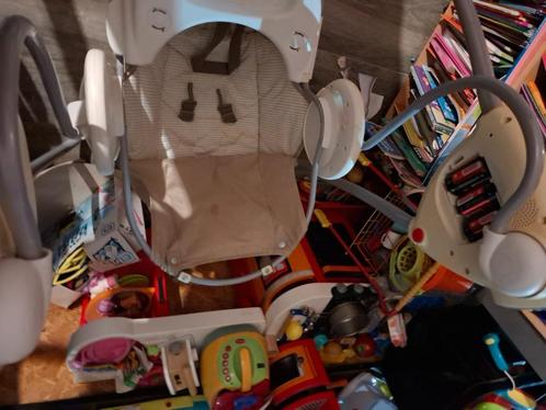 Verkoopt veel  babyartikelen, Kinderen en Baby's, Speelgoed | Babyspeelgoed, Gebruikt, Overige typen, Met geluid, Met wieltjes
