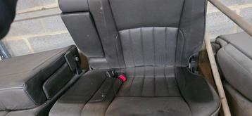 Achterbanken nissan patrol en land cruiser hdj80 beschikbaar voor biedingen