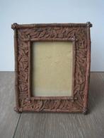 Cadre photo brun 14,5 x 17,2 cm avec motif de feuilles, Enlèvement ou Envoi, Utilisé