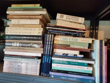 LOT KUNSTBOEKEN EN ANTIQUARIAAT beschikbaar voor biedingen
