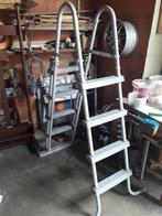 te koop zwembad trap, Sport en Fitness, Overige Sport en Fitness, Ophalen, Zo goed als nieuw