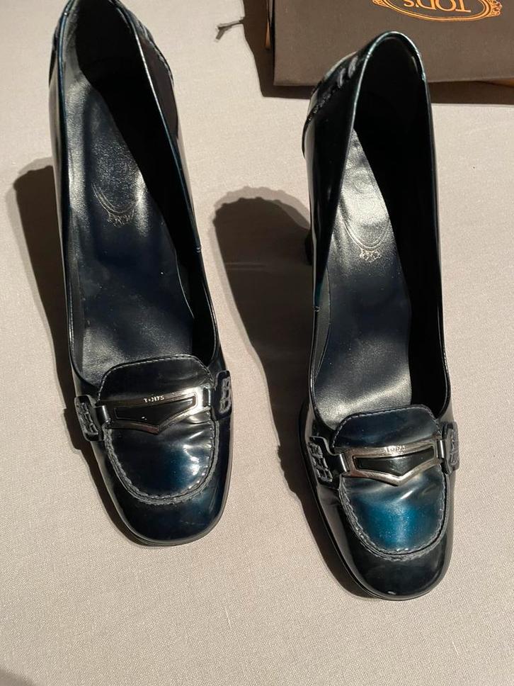 Superbes chaussures noires de la marque Tods taille 39,5, Vêtements | Femmes, Chaussures, Comme neuf, Enlèvement ou Envoi