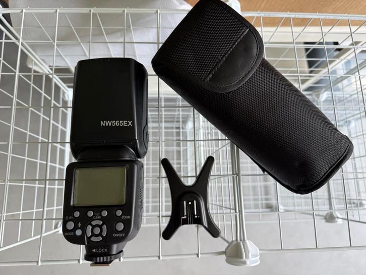 Neewer flash NW565EX, TV, Hi-fi & Vidéo, Photo | Flash, Comme neuf, Autres marques, Inclinable, Enlèvement ou Envoi