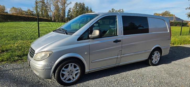 Mercedes Vito dubbel cabine, Auto's, Bestelwagens en Lichte vracht, Particulier, Lederen bekleding, Lichtmetalen velgen, Metaalkleur