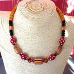 Collier africain orange et rouge femme en verre artisanal, Enlèvement ou Envoi, Neuf, Orange, Autres matériaux