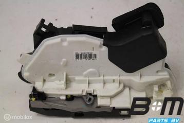 Portierslot links voor VW Polo 6R GTI 5 deurs 5K1837015D beschikbaar voor biedingen