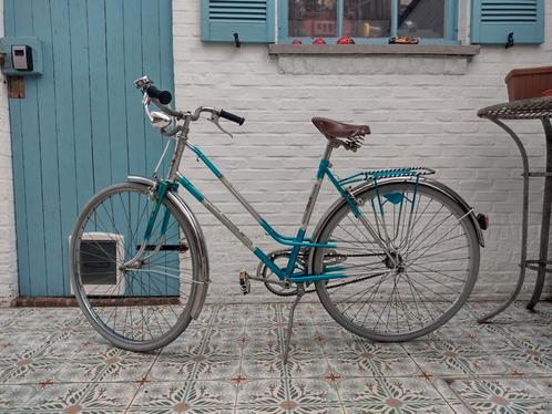 Stadsfiets/studentenfiets, Fietsen en Brommers, Fietsen | Dames | Damesfietsen, Zo goed als nieuw, Overige merken, Ophalen
