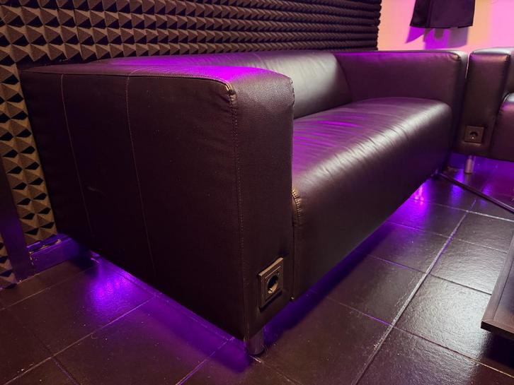 2 x canapés + tables IKEA Klippan, Maison & Meubles, Canapés | Sofas & Chaises Longues, Utilisé, Deux personnes, 150 à 200 cm