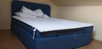 Lit avec coffre + Matelas et surmatelas Ikéa en tissu bleu, Maison & Meubles, Neuf, Tissu, 210 cm, Enlèvement