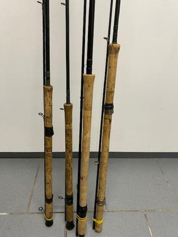 prachtige vintage vishengels in top staat 3m beschikbaar voor biedingen