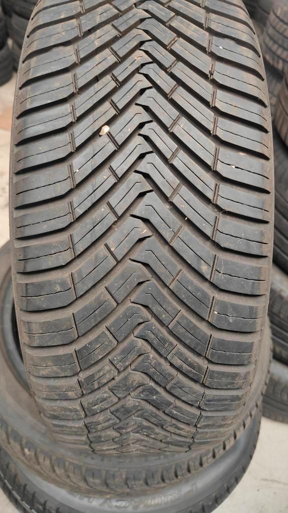 195/45r16 continental 40€ per stuk met plaatsen 19545r16 r16, Auto diversen, Autosport-onderdelen, Zo goed als nieuw, Ophalen of Verzenden