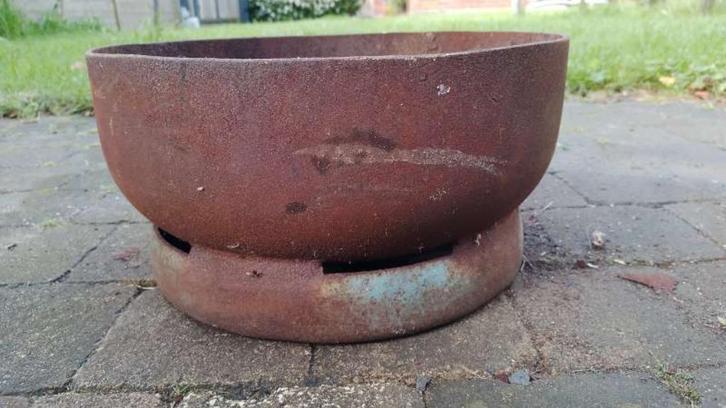 VUURKORF op statief Diameter 38cm groot, Tuin en Terras, Vuurkorven, Nieuw, Vuurkorf, Ophalen