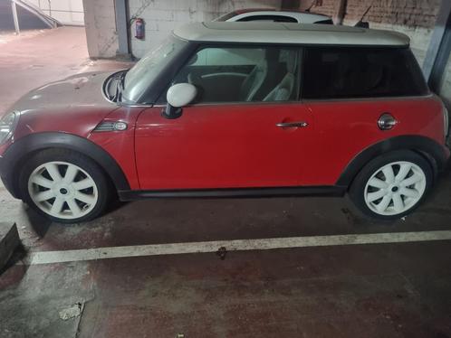 Voiture mini cooper rouge, Auto's, Mini, Particulier, Cooper, Open dak, Diesel, Euro 5, 3 deurs, Handgeschakeld, Rood, Zwart, Leder