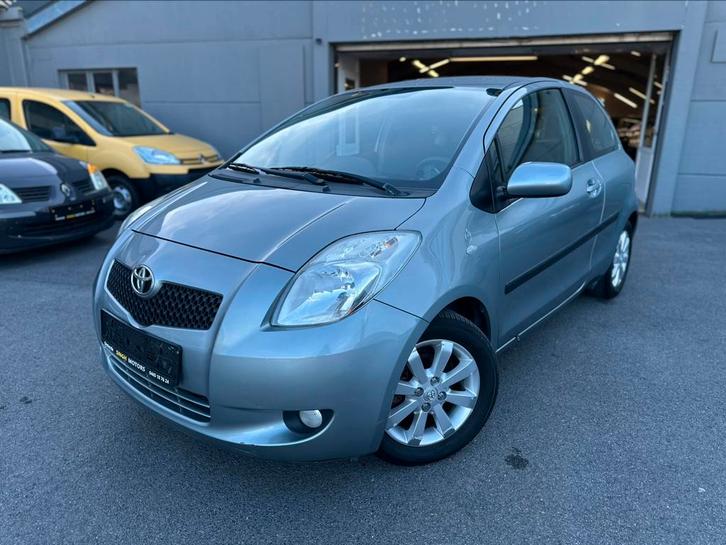 Toyota Yaris 1.3 benzine | Automaat | TomTom *1ste eigenaar*, Auto's, Toyota, Bedrijf, Te koop, Yaris, Achteruitrijcamera, Benzine