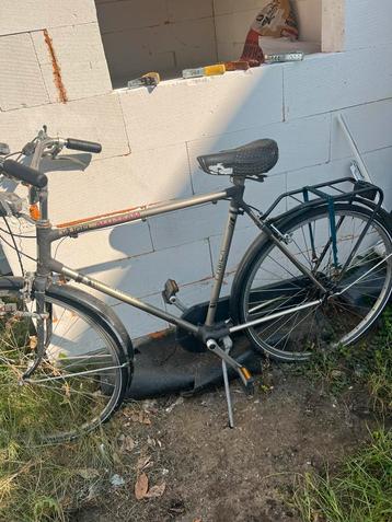Heren fiets werkt goed beschikbaar voor biedingen