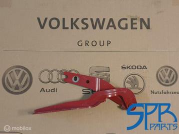 GOLF 7 7.5 LA3X LINKS Motorkapscharnier SCHARNIER 5G0823301B beschikbaar voor biedingen