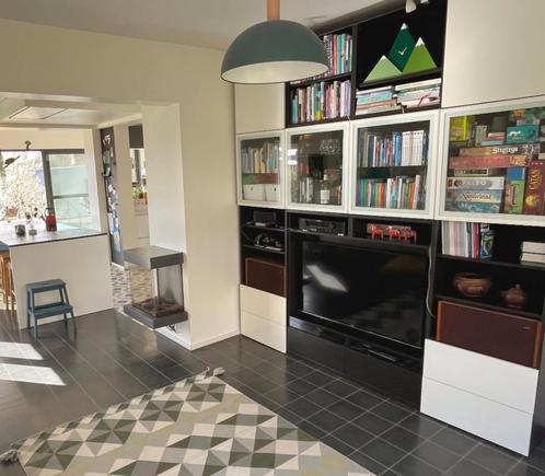 Ikea TV-kast Besta, Huis en Inrichting, Kasten |Televisiemeubels, Gebruikt, 200 cm of meer, 200 cm of meer, 25 tot 50 cm, Glas