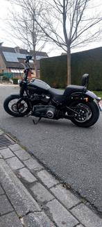Harley-Davidson street bob BLACK + extra accessoires !!!, Motos, Particulier