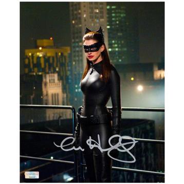 Anne Hathaway Autographed2012 The Dark Knight Rises Catwoman