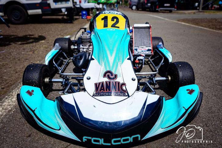 Falcon kart met iame x30 motor, Sport en Fitness, Karting, Zo goed als nieuw, Kart, Ophalen