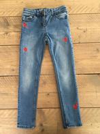 JBC, jeans met hartjes (skinny marie) 122, Kinderen en Baby's, Broek, Gebruikt, Meisje, Ophalen of Verzenden