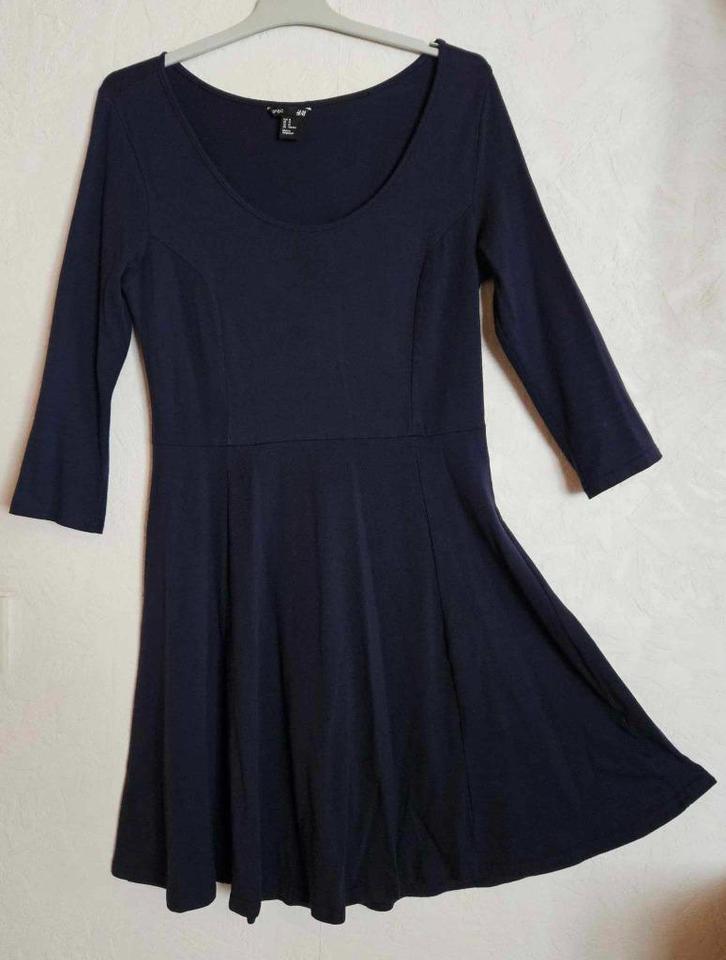 Robe bleue marine H&M taille M, Kleding | Dames, Jurken, Zo goed als nieuw, Maat 38/40 (M), Blauw, Ophalen of Verzenden