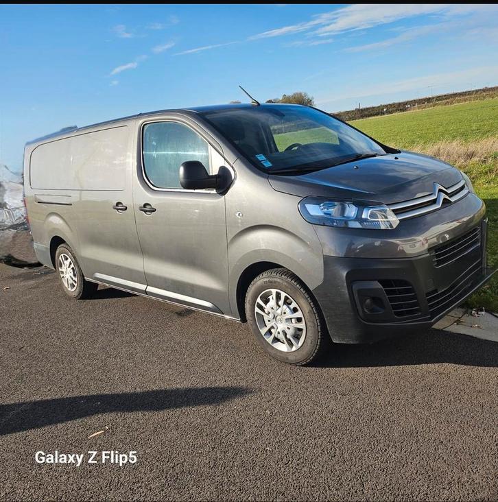 Citroën Jumpy 2.0 150 chevaux, Autos, Camionnettes & Utilitaires, Particulier, Caméra 360°, Adapté aux personnes handicapées, ABS