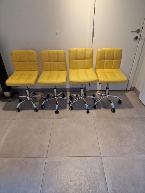 Set van 4 stoelen nog nieuw,  20€ per stuk 70€ per set, Huis en Inrichting, Stoelen, Nieuw, Vier, Stof, Overige materialen, Overige kleuren