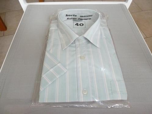 shirt met lijnen maat 40, Kleding | Heren, Overhemden, Nieuw, Halswijdte 39/40 (M), Groen, Ophalen