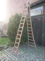 Ancienne échelle en bois, Bricolage & Construction, 2 à 4 mètres, Pliable ou rétractable/escamotable, Échelle, Enlèvement