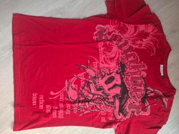 Rood T-shirt met doodshoofdje XL beschikbaar voor biedingen