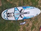 Set van windsurfmateriaal: board, mast, 4 zeilen, trapezegor, Watersport en Boten, Windsurfen, Ophalen, Met draagtas, Minder dan 250 cm