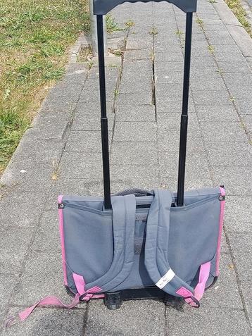 Schooltrolley Kickers met Vlindertjes beschikbaar voor biedingen