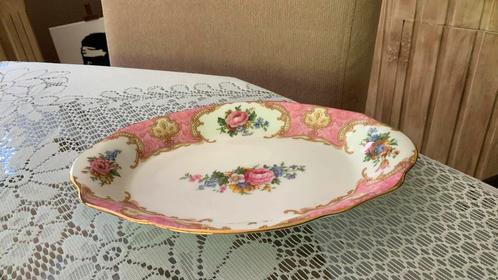 Ovaal schaaltje, Royal Albert,Lady Carlyle., Antiek en Kunst, Antiek | Servies los, Ophalen of Verzenden