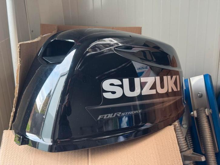 Motorkap nieuw en origineel Suzuki voor DF9.9 DF15 en DF20, Watersport en Boten, Bootonderdelen, Nieuw, Motor en Techniek, Zeilboot of Motorboot