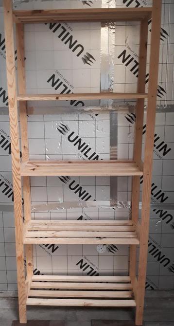 Etagère de rangement , 5 planches en pin non traité. beschikbaar voor biedingen