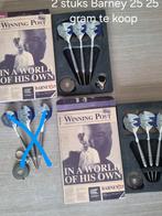 Verschillende sets Target Barney 25 dartpijlen, Sport en Fitness, Ophalen of Verzenden, Zo goed als nieuw, Flights