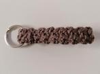Gehaakte sleutelhanger met metalen ring. Nieuw., Enlèvement ou Envoi, Neuf