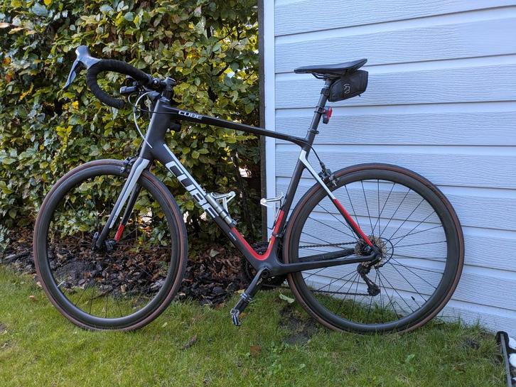 Cube Attain maat L (60) - 2 wielsets, Vélos & Vélomoteurs, Vélos | Vélos de course, Utilisé, Hommes, Autres marques, Plus de 20 vitesses