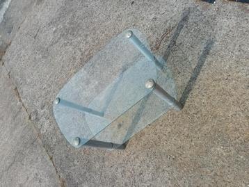 Table beschikbaar voor biedingen