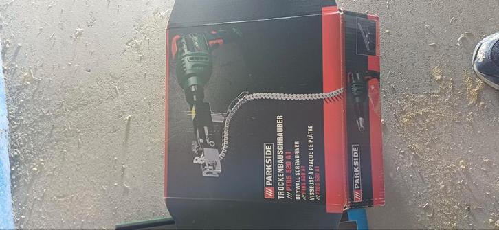 Nieuwe elektrische schroevendraaier voor gyproc met vijzen, Doe-het-zelf en Bouw, Gereedschap | Handgereedschap, Ophalen of Verzenden