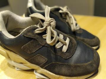 Sportschoenen maat 30 beschikbaar voor biedingen