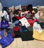Lot rommelmarktspullen – kleding, elektronica, boeken & meer, Ophalen, Gebruikt