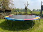 Grand trampoline de 4 m en bon état, Enfants & Bébés, Enlèvement, Utilisé