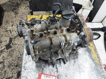 CILINDERKOP Skoda Fabia III Combi (NJ5) (04C103063AB) beschikbaar voor biedingen