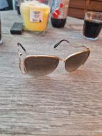 Zonnebril cavalli, Ophalen